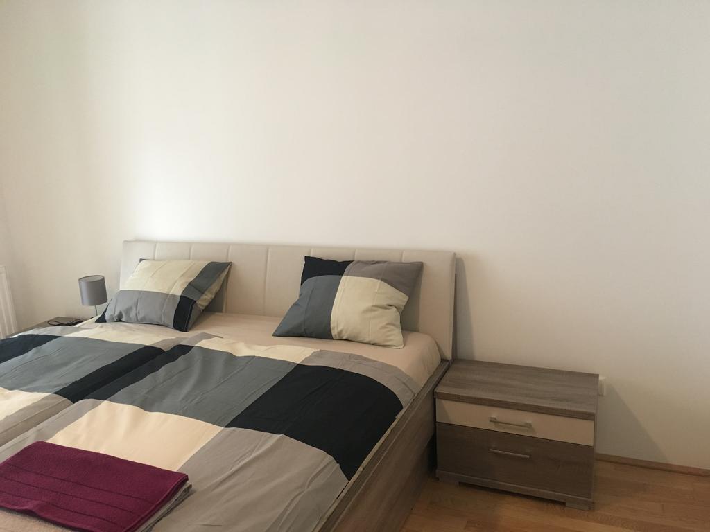 Apartment Dc Living Donaucity Vienna